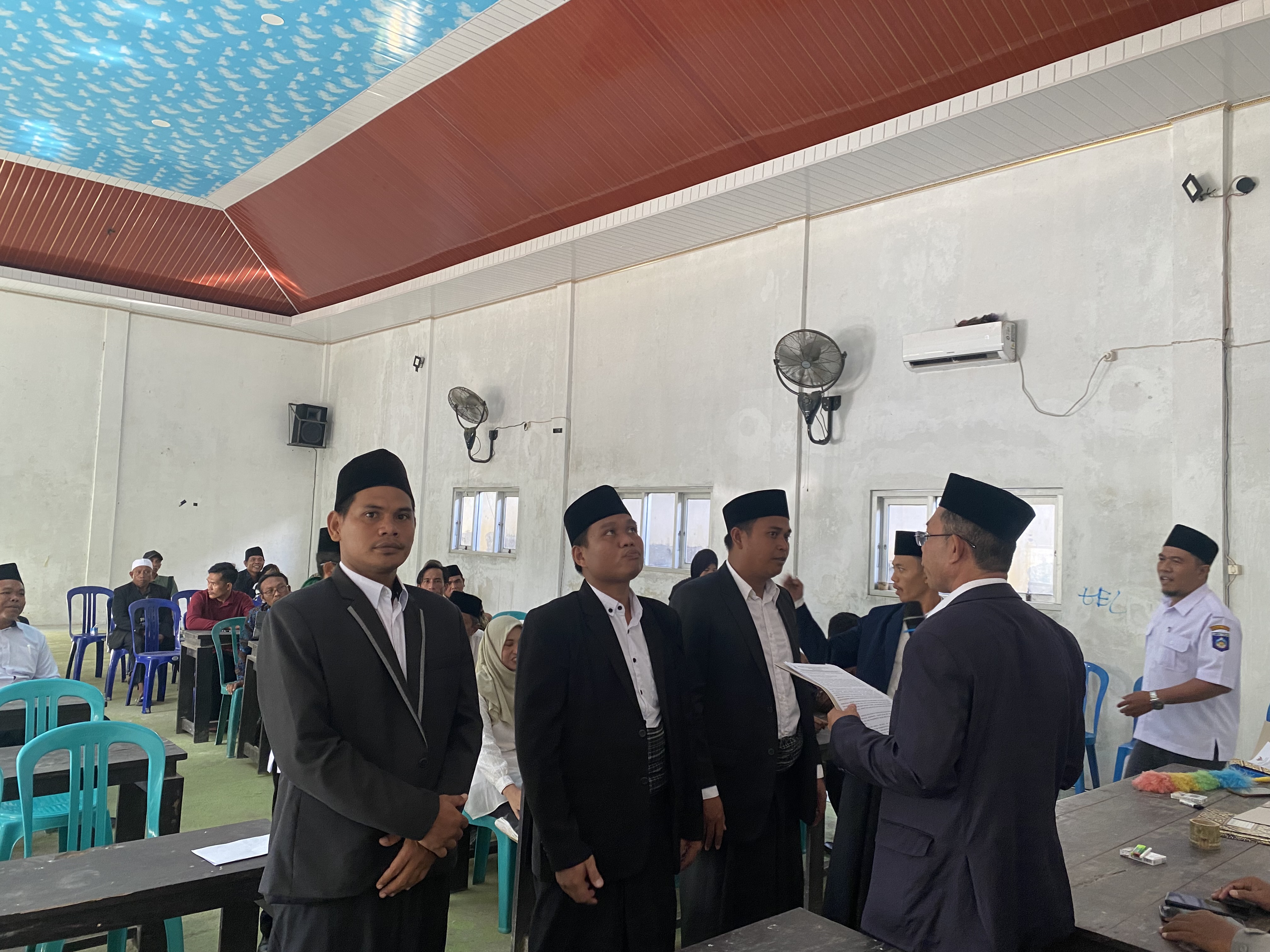 Pelantikan Perangkat Desa Tumpak